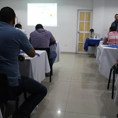 Ayenda 1801 El Oceano 3*